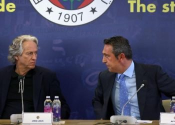 Beşiktaş, Fenerbahçe pişman etti! “Bu hatayı nasıl yaptık”