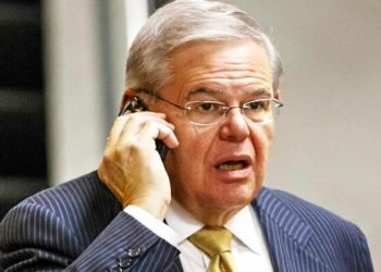 Bob Menendez: Türkiye NATO’nun güvenliğini tehdit ediyor