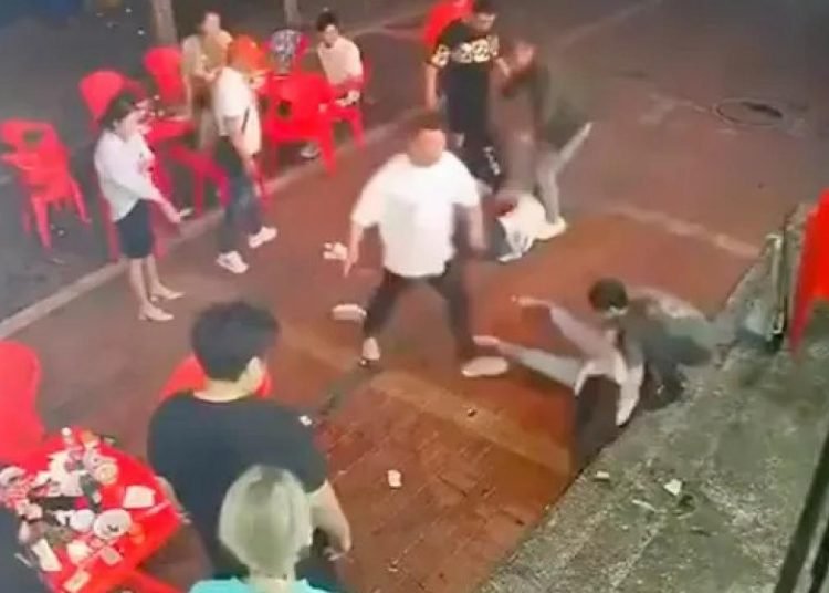 Çin’de kadınlara saldıran şahsa 24 yıl hapis cezası