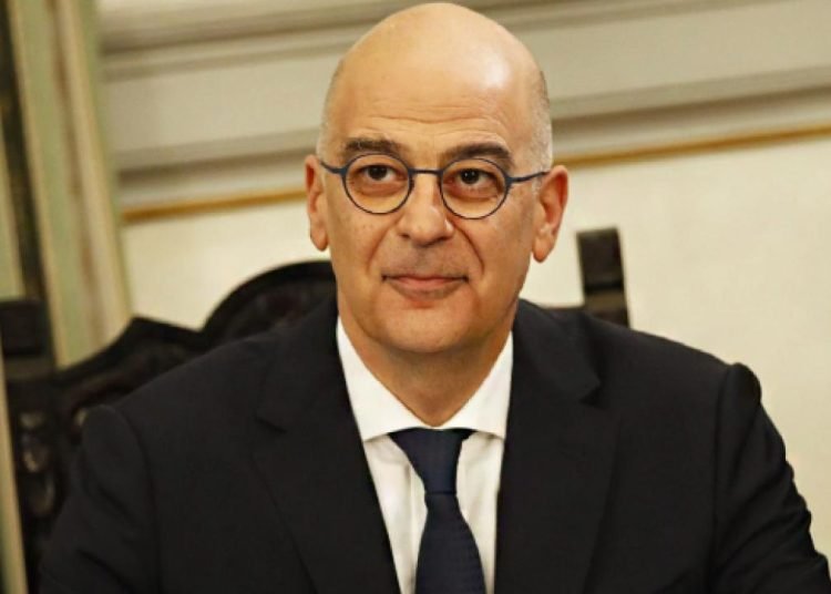 Dendias’tan provokatif paylaşım: Türk işgaline karşı yanınızdayız