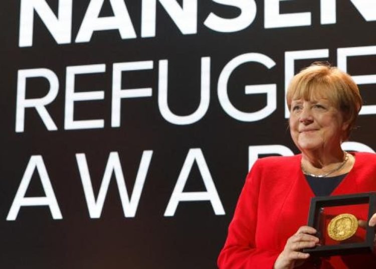 Eski Almanya Başbakanı Merkel, 2022 Nansen Mülteci Ödülünü aldı