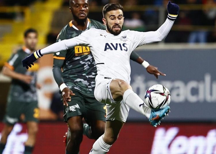 Fenerbahçe’de Alanyaspor karşısında tek eksik!