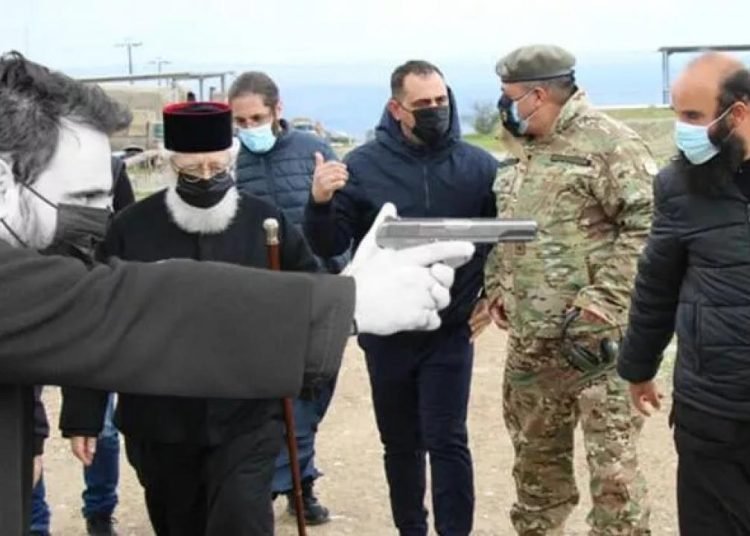 Güney Kıbrıs’ta papazlara atış taliminin arkasındaki isim: Vasilios