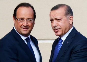 Hollande: Erdoğan sınırları biliyor