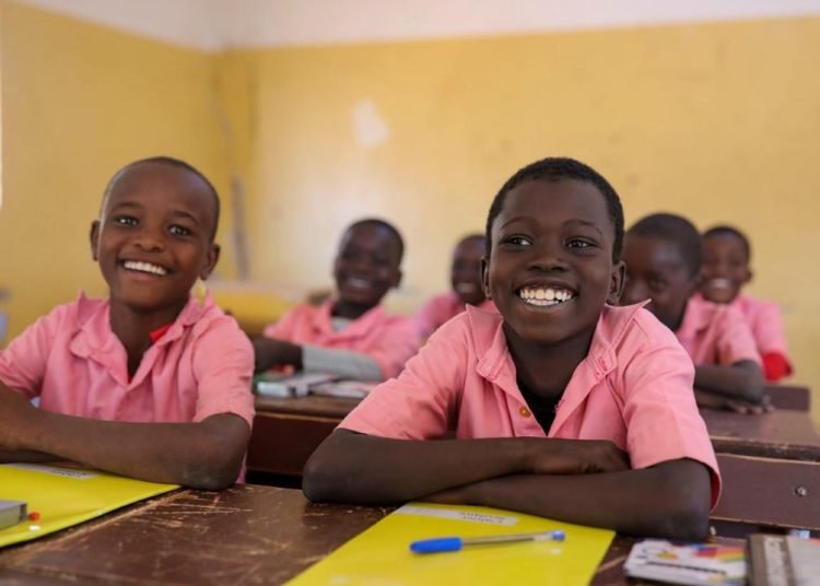 İHH’dan 21 bin ihtiyaç sahibi öğrenciye kırtasiye desteği