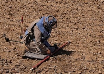 Irak’ta, “DEAŞ’ın mayınları” binlerce kişinin köyüne dönüşüne engel oluyor