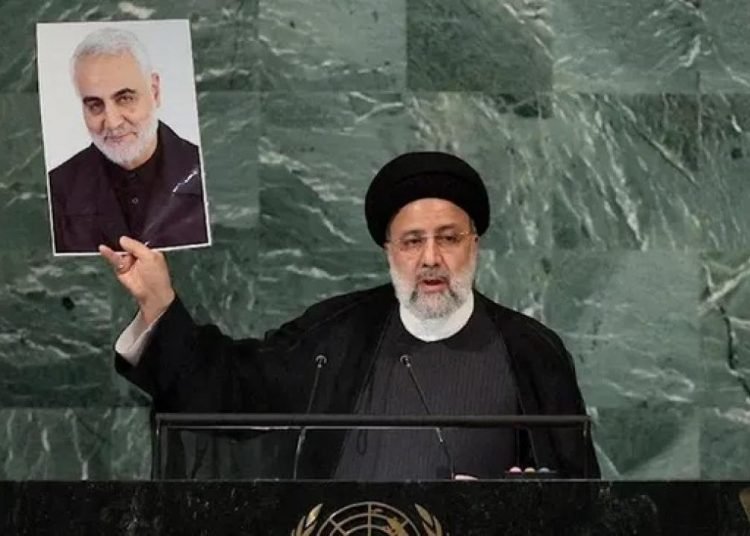 İran Cumhurbaşkanı Reisi, Trump’ın yargılanmasını istedi