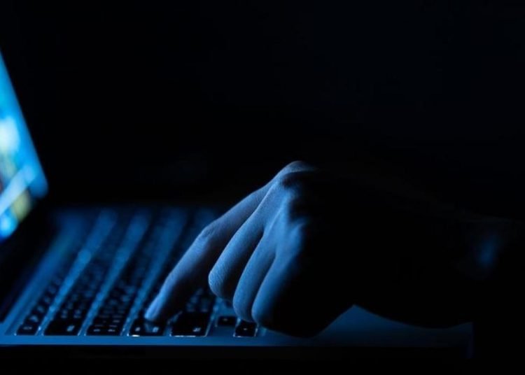 İran devlet televizyonuna siber saldırı