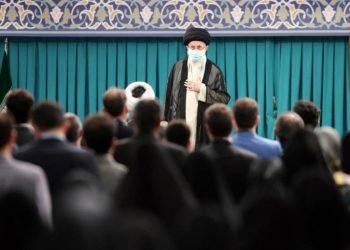 İran Dini Lideri Hamaney: Photoshop olduğunu söylüyorlardı