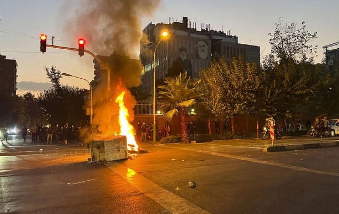 İran’da protestolar sürüyor: Gözaltılar arttı