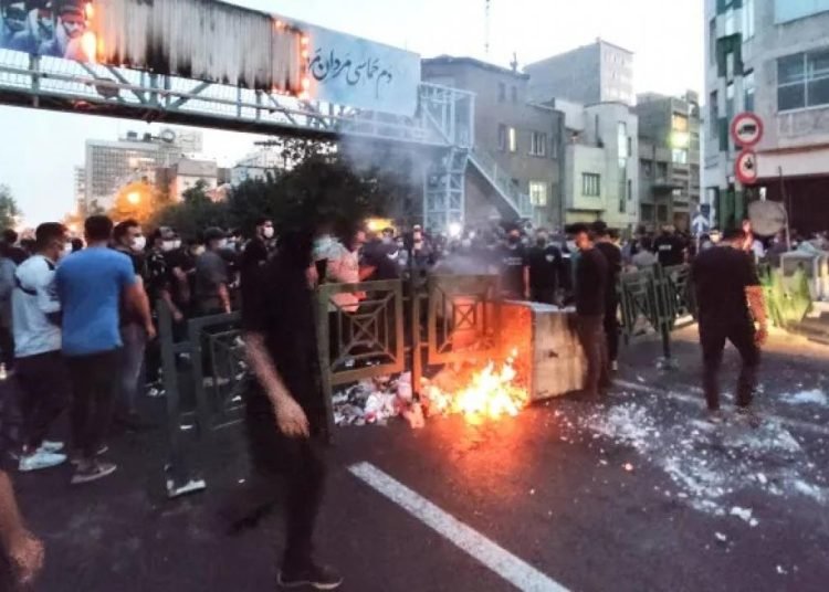 İran’daki gösterilerde 739 kişi gözaltına alındı