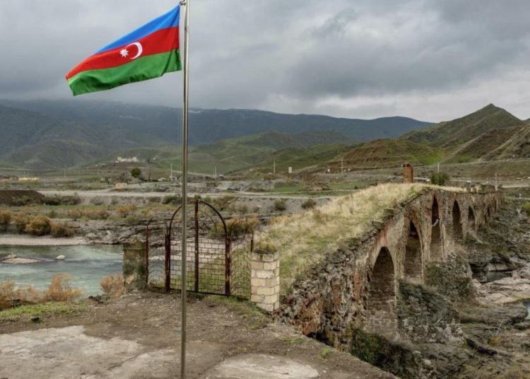 İran’dan Azerbaycan ve Ermenistan’a uyarı: Sessiz kalmayacağız!