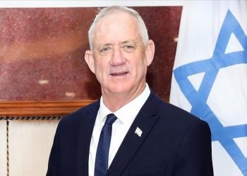 İsrail Savunma Bakanı, Ukrayna’ya silah sağlamayacaklarını söyledi