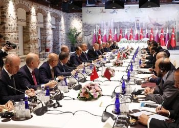 Katar’da gazete manşetlerinde Türkiye-Katar iş birliği ve ortaklığına övgü