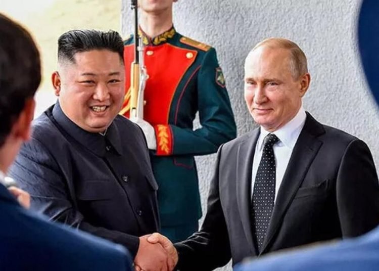 Kim Jong’un’dan Putin’e övgü: ABD’nin tehditlerinin üstesinden geldi