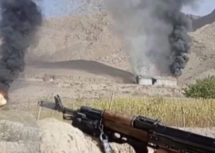 Kırgızistan ile Tacikistan arasında çatışma: 81 ölü