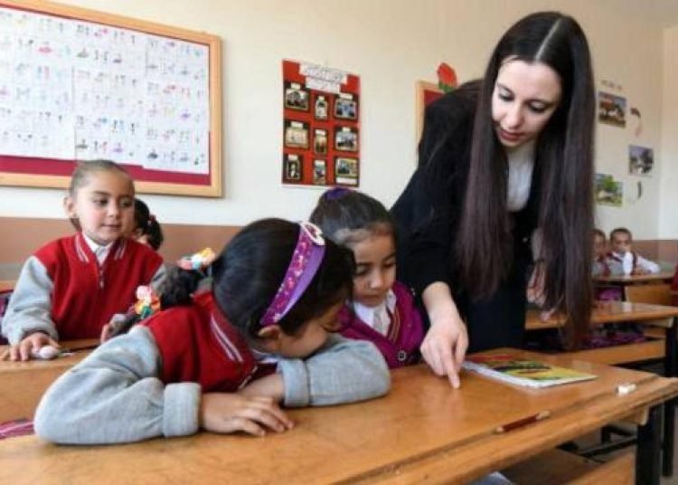MEB’den ilkokul öğretmenlerine ‘yeni nesil matematik’ eğitimleri