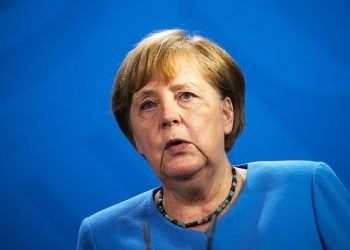 Merkel: Kalıcı barış ancak Rusya’yla mümkün