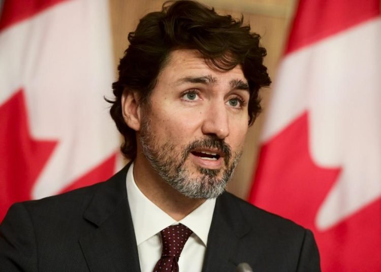 Trudeau: Kanada yakın zamanda İngiltere monarşisiyle bağlarını koparmayacak