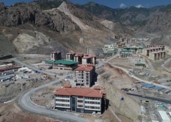 Türkiye’nin en büyük iskan projesi Yusufeli’nde sona gelindi