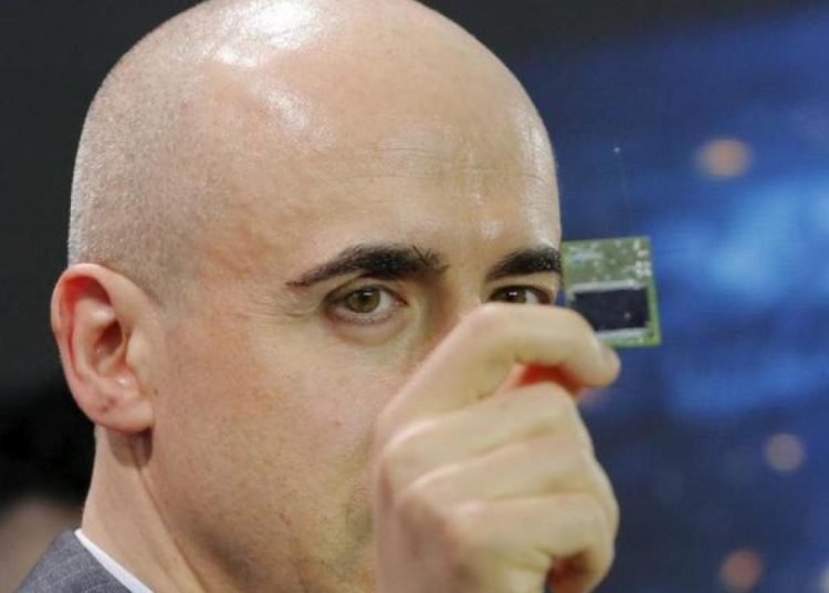 Yuri Milner, Rus vatandaşlığından çıktı