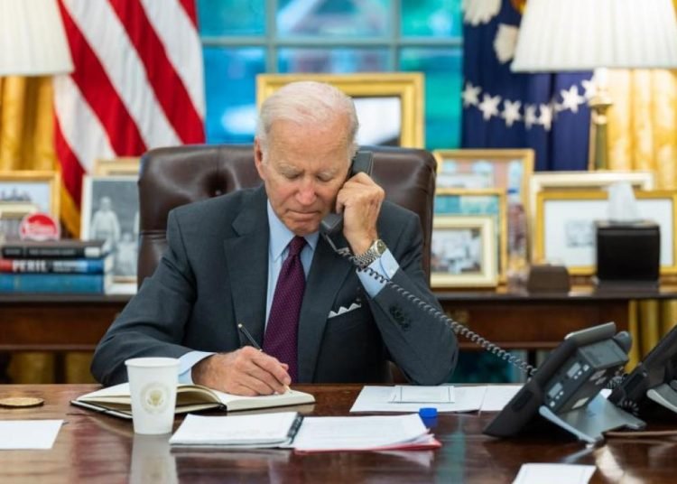 Zelenskiy istedi Biden çılgına döndü!