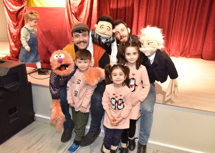 KARTEPE’DE SÖMESTR EĞLENCESİ DEVAM EDİYOR