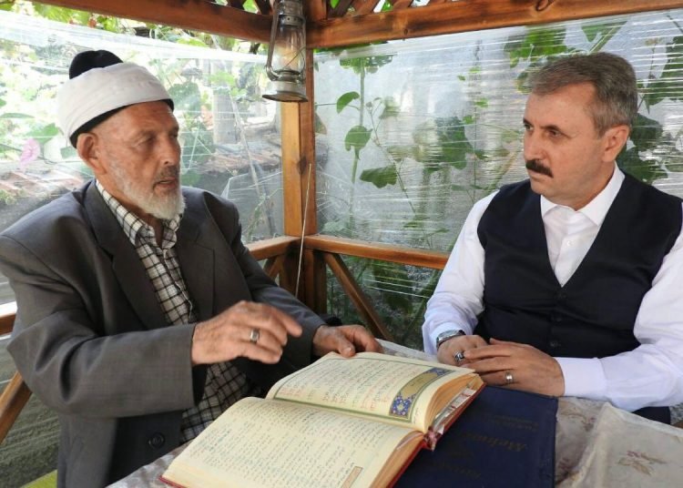 BBP Genel Başkanı Mustafa Destici’nin babası vefat etti