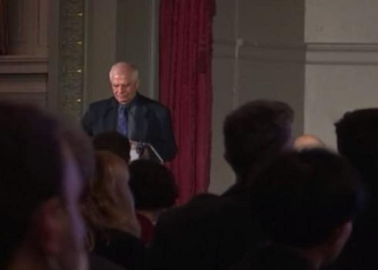 AB konferansında Türkiye için saygı duruşu