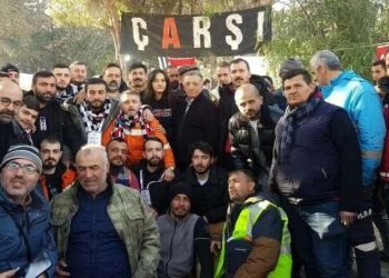 Ahmet Nur Çebi, depremzedelerle bir araya geldi