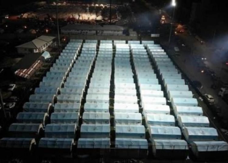 Beşiktaş bölgede çadır kent kurdu