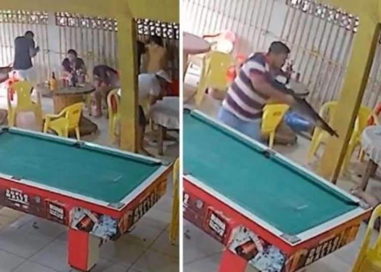 Bilardoda kaybeden iki şahıs, kendilerine gülen 7 kişiyi öldürdü
