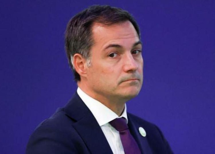De Croo: Türkiye ile anlaşıp deprem mağduru mültecileri orada tutalım