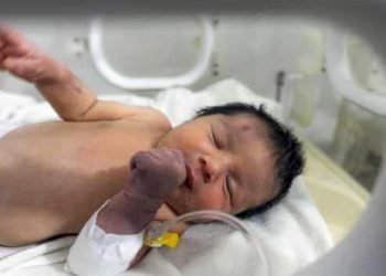 Enkazda doğan Suriyeli Eye bebek anne ve babasız büyüyecek