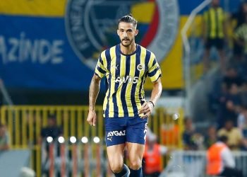 Fenerbahçe’de ilk ayrılık kesinleşti!