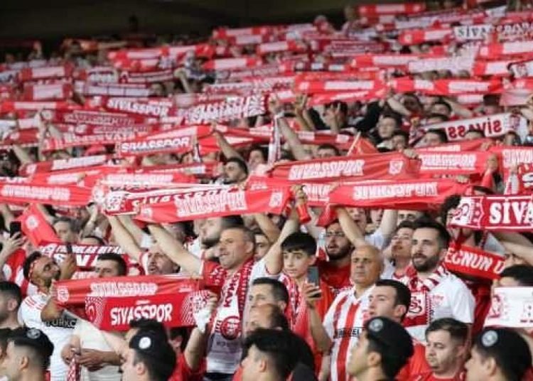 Fiorentina-Sivasspor maçının biletleriyle ilgili açıklama