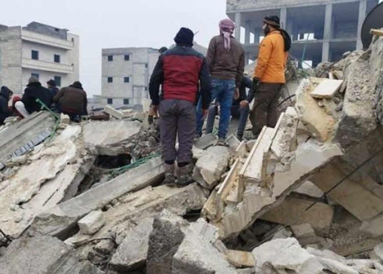 Hatay’daki depremde Suriye’de 5 kişi hayatını kaybetti