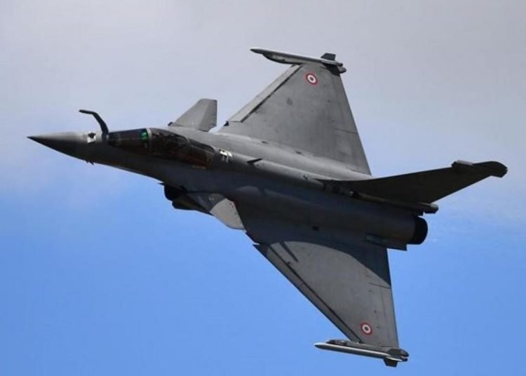 Hindistan, Fransız yapımı Rafale uçaklarına ihtiyacı olduğunu açıkladı