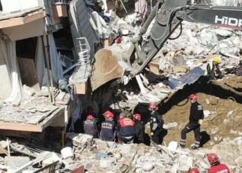 İsviçreli sismolog: Bölgede 100 yıldır bu kadar büyük bir deprem yaşanmadı