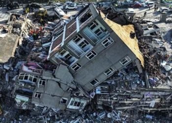 Kanadalı Profesör: Bu deprem dünyanın en büyük 5 depremi arasına girebilir