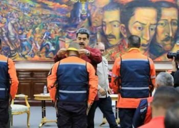 Maduro’nun Türkiye sevgisi! Ekibi karşıladı! Hepsine tek tek takdim etti