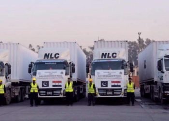 Pakistan’dan depremzedeler için 16 tır yola çıktı