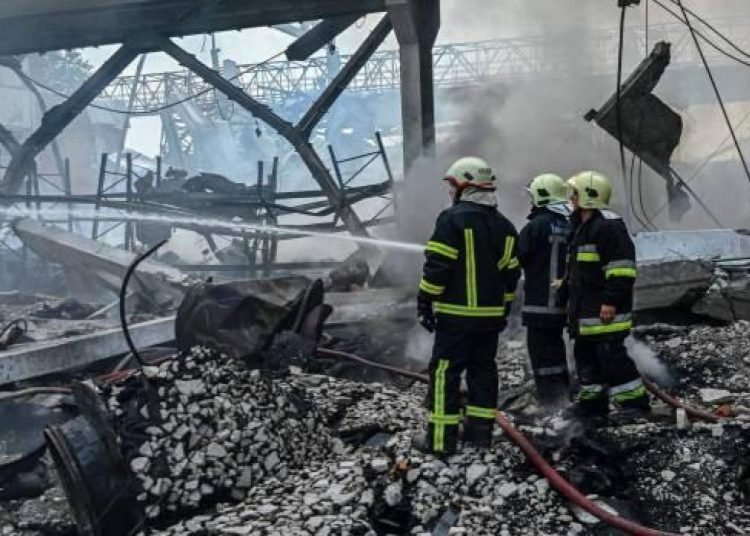 Rusya’dan Ukrayna’ya son 24 saatte 61 saldırı