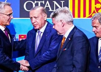 Türkiye, Finlandiya’nın NATO üyeliğini Mart’ta onaylayabilir