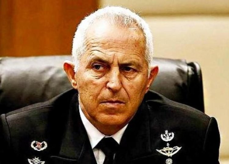 Yunan amiralden deprem fırsatçılığı: 12 mil için tam zamanı