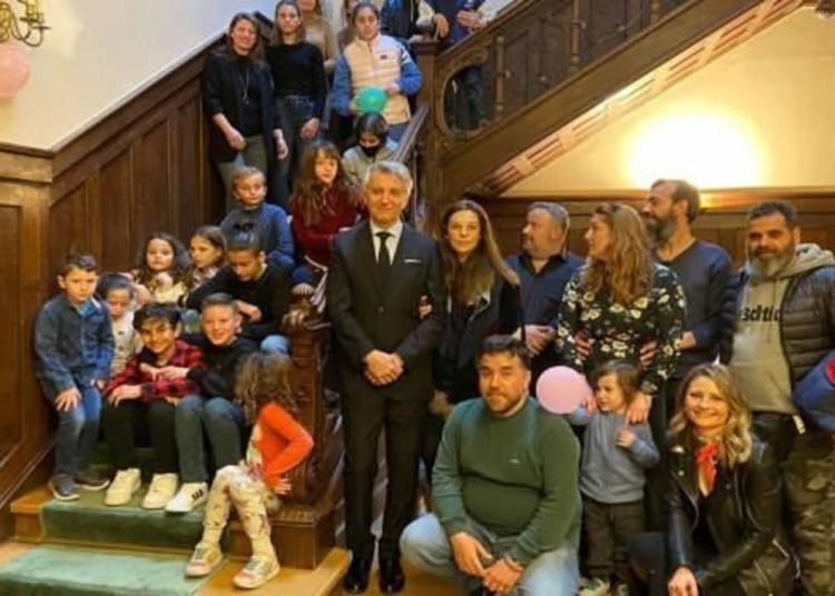 11 yaşındaki Yunan çocuktan depremzedelere anlamlı yardım