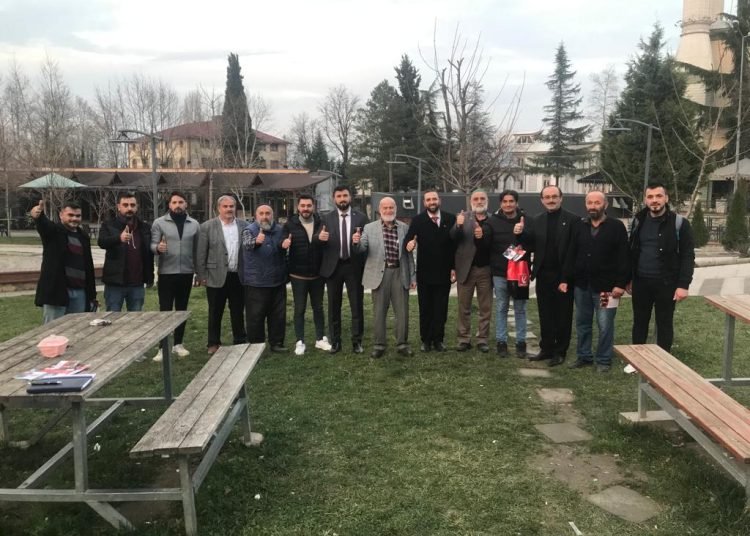 Yeniden Refah Partisi Kartepe İlçe Başkanı Hüseyin Bayır’ın Berat Kandili Mesajı