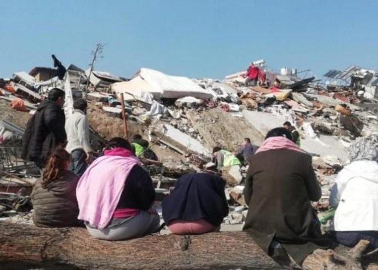 Almanya’dan vize şartı: Depremzedenin masrafları davet eden kişi tarafından karşılanacak