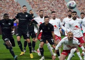 Altınordu İstanbul’da 2 golle yıkıldı!