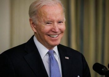 Biden: Beyazım ama aptal değilim